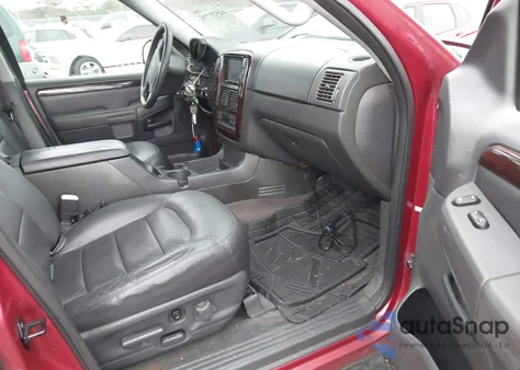 2004 Ford Explorer Limited z USA, uszkodzony, nr VIN 1FMZU75K84UB95810